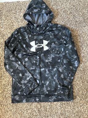 Under Armour Black and Gray Camo Hoodie